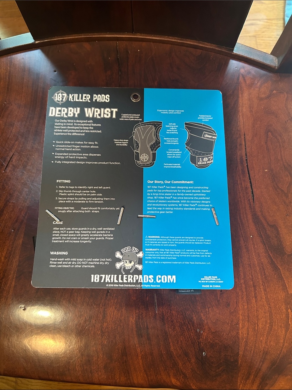 Derby Wrist Guards - Picture 2 of 2
